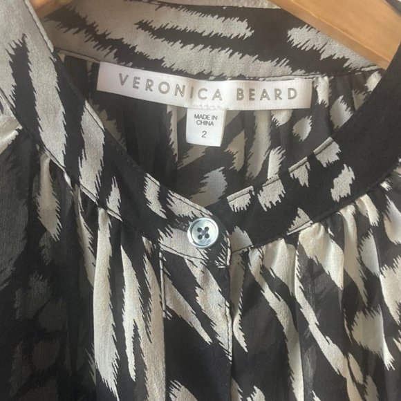 VERONICA BEARD PUFF SLEEVE ANIMAL PRINT TOP ~ SIZE 2 ~100%SILK PRINT - Picture 9 of 9